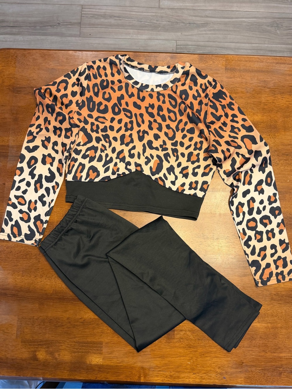 Leopard Print Cropped Top & Black Leggings Set - Orange/Black Size M